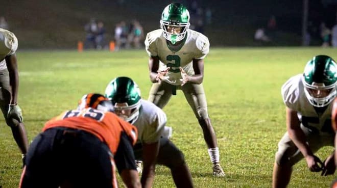 Richmond commit Cassius Harris had 14 rushes for 206 yards and 4 TD’s in a 46-21 win for Tazewell over Virginia High
