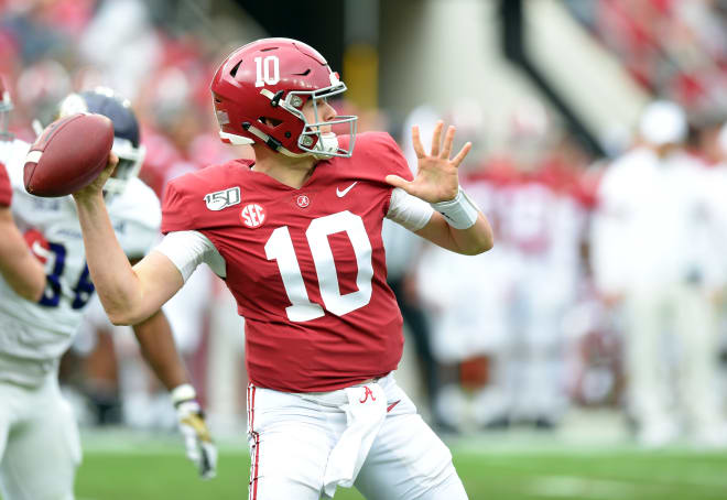 Alabama Crimson Tide football redshirt junior quarterback Mac Jones