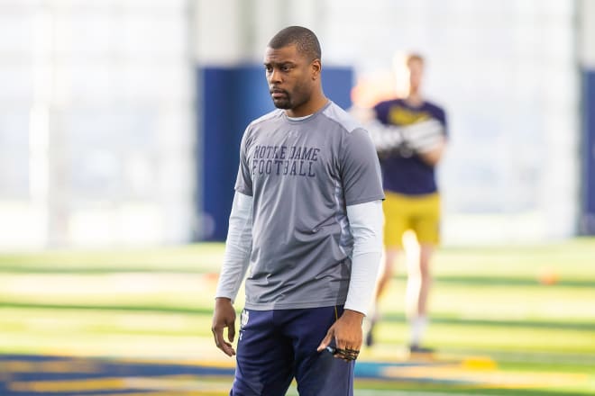 Notre Dame cornerbacks coach Mike Mickens at practice