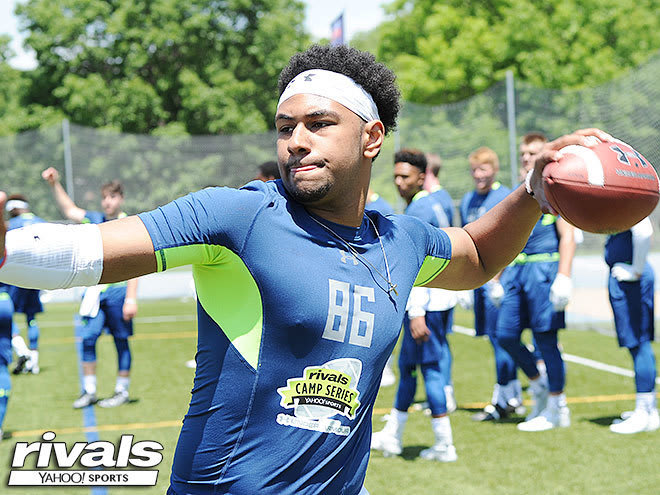 Left-handed quarterback Devon Moore is Iowa State's only backfield recruit in the 2017 class.