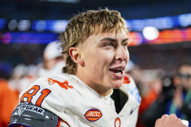 Clemson Football kicks last-second field goal to beat SMU 34-31, win ...