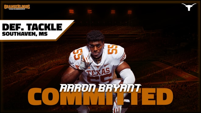 Aaron Bryant becomes Texas' 18th commitment in the 2022 class. 