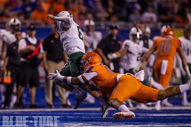 Boise State,s Curtis Weaver gets one of four sacks against Portland State earlier this season. 