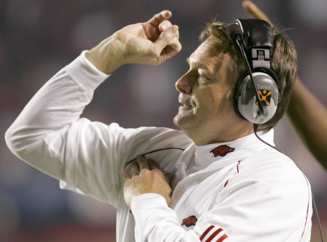The last time Houston Nutt coached against ULM, he won, 44-10, in 2006. It wudn't no 49-10, I can tell you that. 