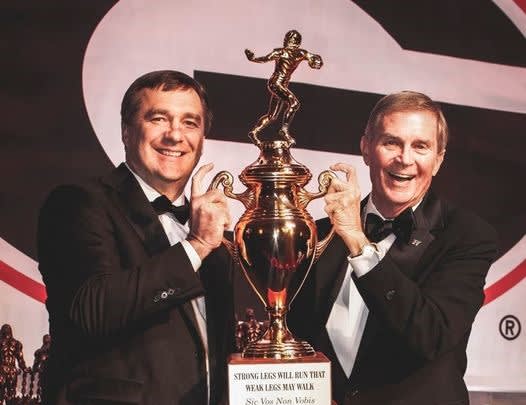 Shelton Stevens poses with Kirby Smart and the Governor's Cup