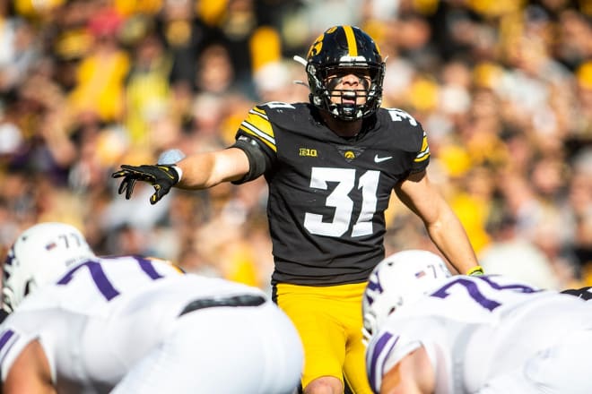 Iowa Hawkeyes LB Josey Jewell a star in the making