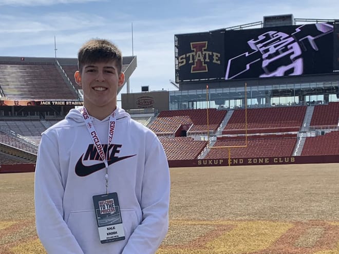 Minnesota enters the mix for 2022 offensive lineman
