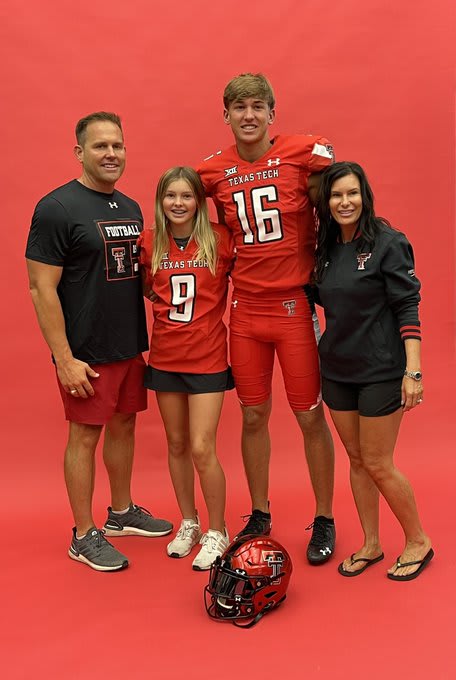 Dripping Springs 2023 QB Austin Novosad and family on his return trip to TTU this weekend