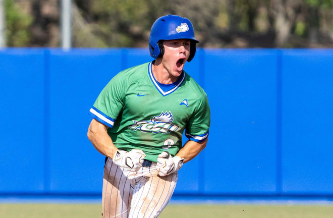 FGCU transfer outfielder Charles Davalan committed to Arkansas on Friday. 