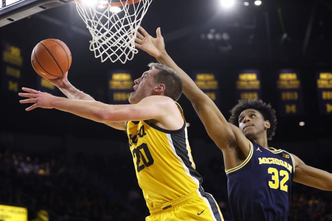 Michigan State basketball fumbles it away at home vs. Iowa, 78-71