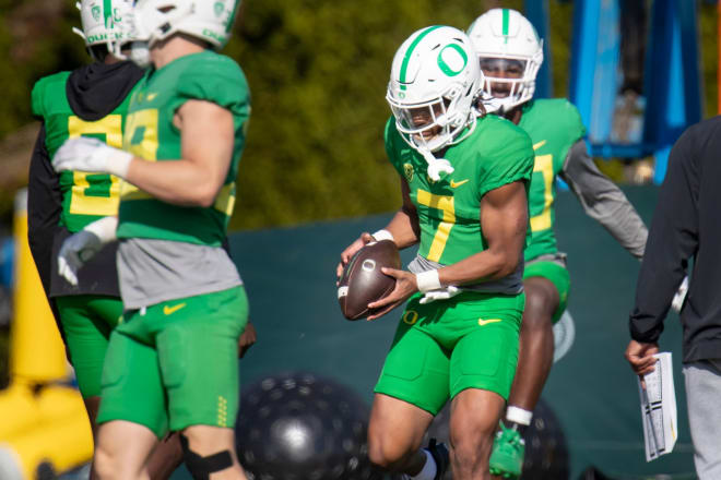 Oregon cornerback Jabbar Muhammad will finish his career with the Ducks after playing at Washington and Oklahoma State.