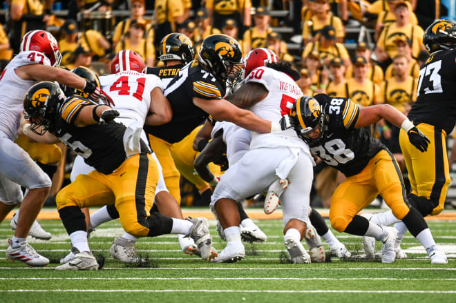 Connor Colby (#77) played the most snaps among true freshmen in the season opener.