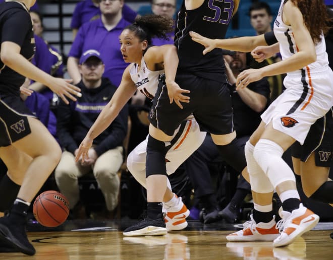 Beavers fall to Huskies in first round of Pac12 WBB Tournament