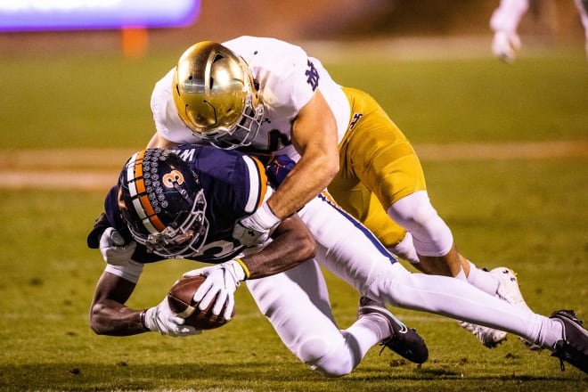 Notre Dame Fighting Irish football junior rover Jack Kiser vs. the Virginia Cavaliers