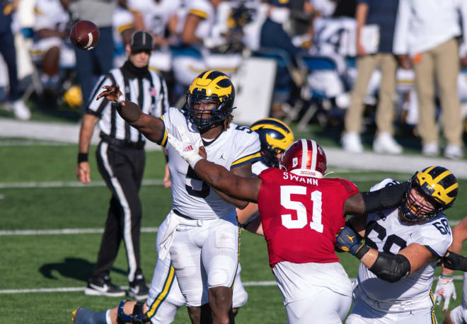 Michigan Wolverines football quarterback Joe Milton