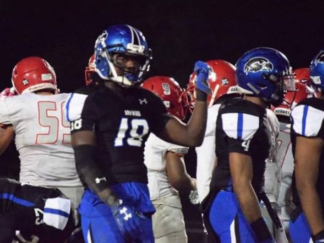 Defensive End prospect Chris Davis out of the Sunshine State now holds an offer from Army