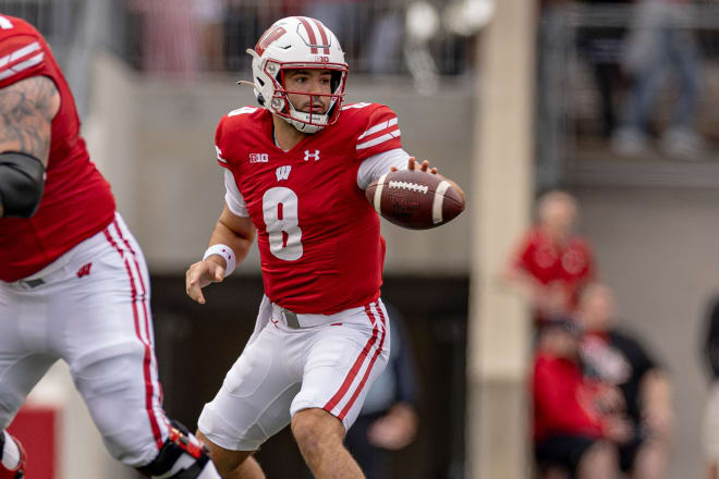 Quarterback Tanner Mordecai will play in Wisconsin's bowl game. 