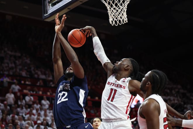 Rutgers Scarlet Knights center Clifford Omoruyi (11) blocks a shot by Penn State Nittany Lions forward Qudus Wahab (22) during the first half at Jersey Mike's Arena. Photo | Vincent Carchietta-USA TODAY Sports