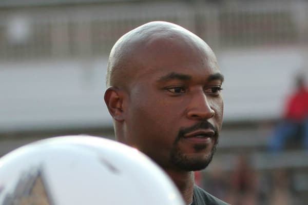 New OLB Coach Daryl Dixon talks with GoBlackKnights.com about joing Army staff