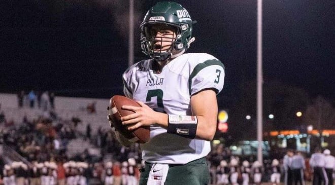 Pella safety Noah Clayberg has accepted a grayshirt offer from the Iowa Hawkeyes.