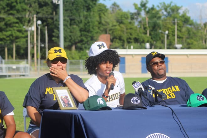 Michigan Wolverines football WR commit Andrel Anthony made his commitment today.