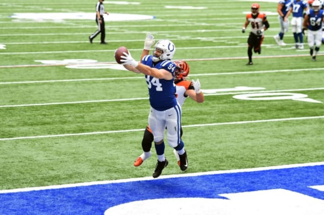 Jack Doyle dives for his first TD of the season versus the Bengals on Sunday. (Photo: colts.com)
