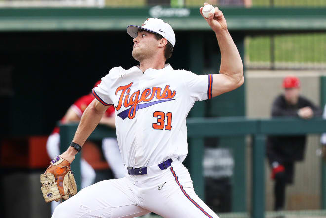 Clemson baseball sweeps UNC, rides 12-game streak to Durham, NC - Shakin  The Southland