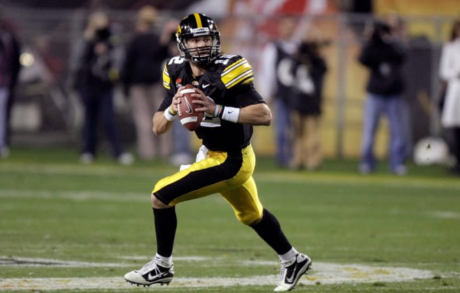 Ricky Stanzi will be the honorary captain for the Iowa Hawkeyes on Saturday night.