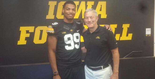 Class of 2019 DE Marcus Hicks added a new offer from Iowa today.