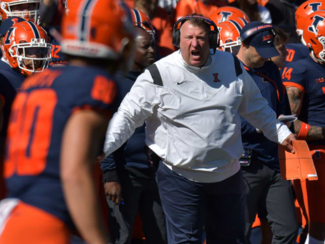 Illinois head coach Bret Bielema