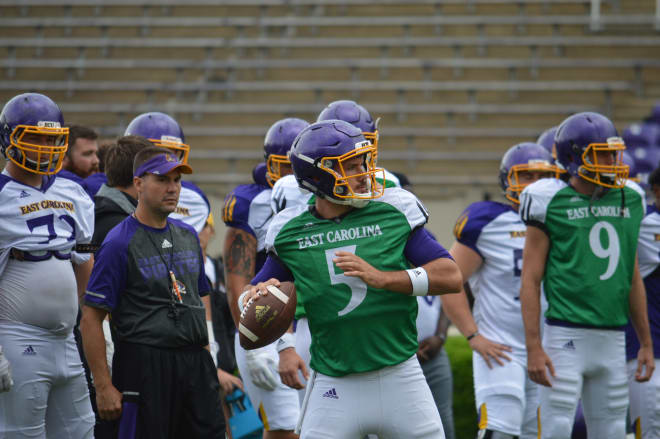 Gardner Minshew and Thomas Sirk both had solid days in the team's last scrimmage of fall camp.