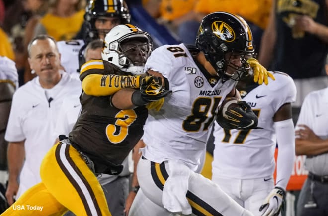 Tight end Albert Okwuegbunam caught three passes for 72 yards against Wyoming.