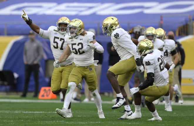 Bo Bauer (52) and the Notre Dame defense held an opponent under 10 points for the second straight game.
