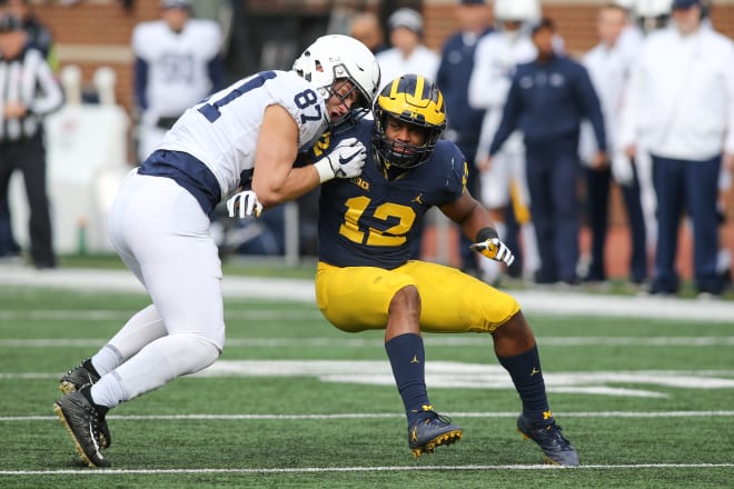 Michigan inside linebacker Josh Ross