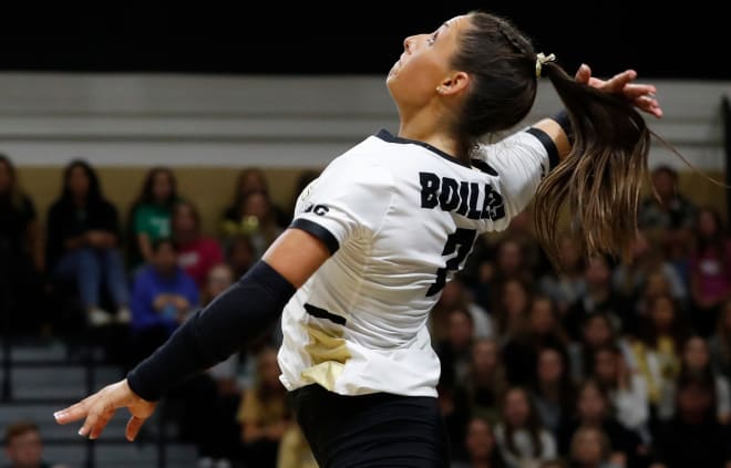 Purdue Boilermakers Chloe Chicoine (2) serves the ball during the NCAA women s volleyball match against the Central Florida Knights, Thursday, Sept. 14, 2023, at Holloway Gymnasium in West Lafayette, Ind.