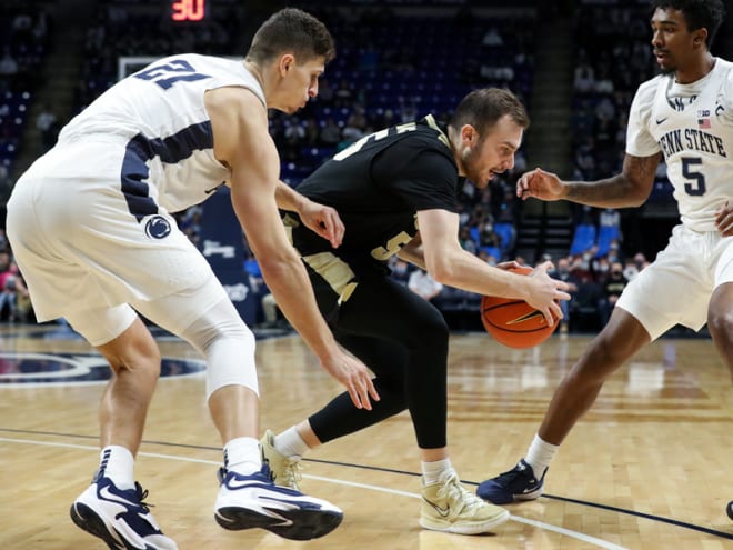 Sasha Stefanovic was one of four double-figures scorers for Purdue.