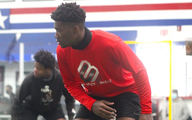 Elite 2023 defensive back Braxton Myers holds a Michigan Wolverines football recruiting offer. 