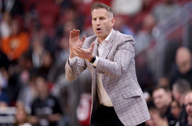 Alabama Crimson Tide head coach Nate Oats during the first half of the NCAA tournament round of sixteen against the San Diego State Aztecs at KFC YUM! Center. Photo | Jordan Prather-USA TODAY Sports
