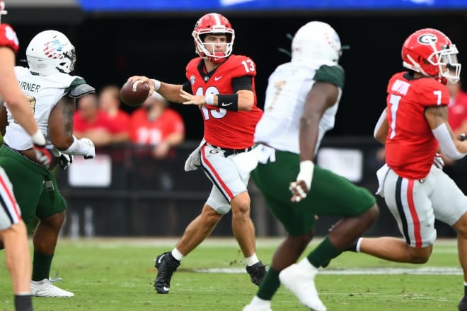 Kirby Smart said that Stetson Bennett continues to practice despite a minor lower back injury.