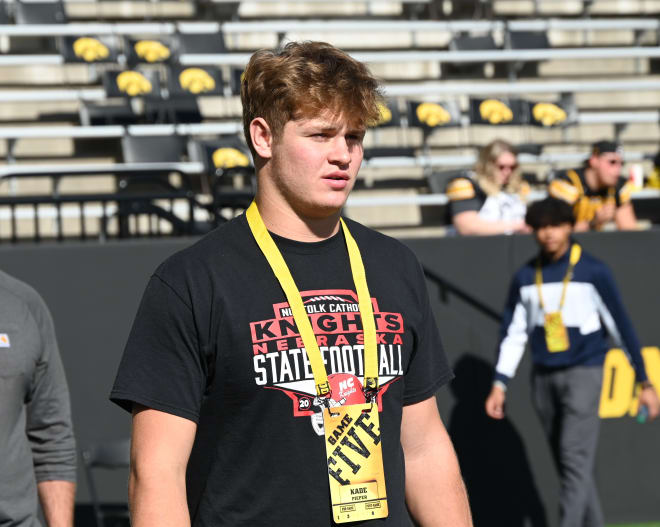Offensive lineman Kade Pieper committed to the Iowa Hawkeyes tonight.