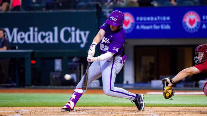 TCU outfieler transfer Logan Maxwell.