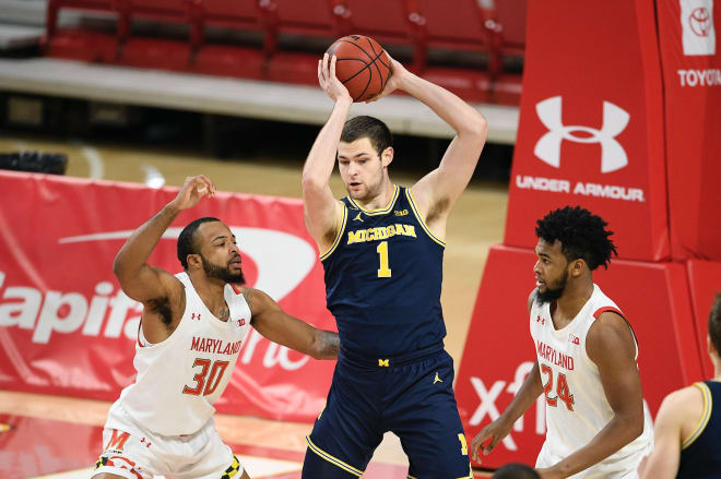 Michigan Wolverines basketball C Hunter Dickinson