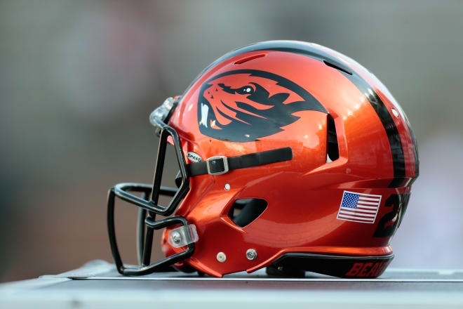 Oregon state 2024 football helmet