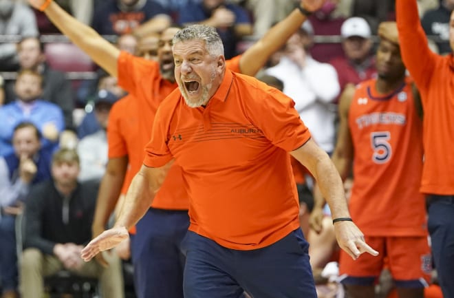 Bruce Pearl yells at his players during Tuesday's Auburn-Alabama game.