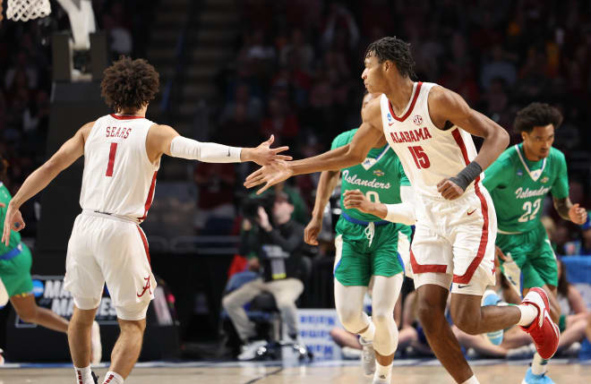 Alabama Crimson Tide forward Noah Clowney (15) celebrates a three-pointer against the Texas A&M-CC Islanders during the first half in the first round of the 2023 NCAA Tournament at Legacy Arena. Photo | Vasha Hunt-USA TODAY Sports