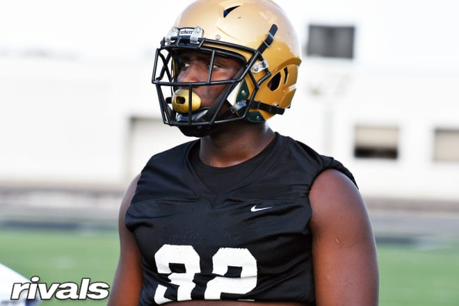 DE Shemar Turner continues to evaluate five schools. 