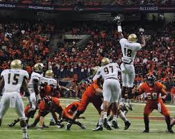 Sean Ianno got the Roadrunners on the board with a field goal in the first quarter.