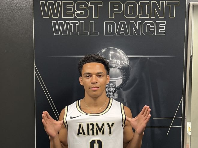 Guard Dylan Blair extends his verbal pledge to the Army Black Knights of West Point