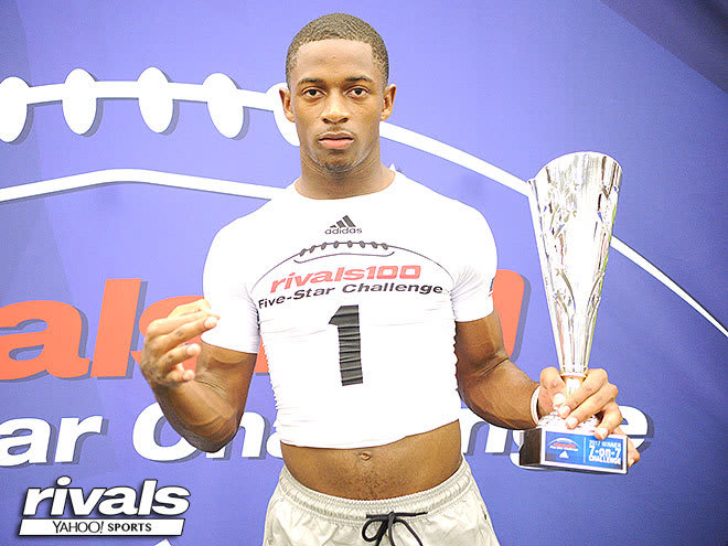 Rivals250 cornerback and Georgia commit Chris Smith picked up an offer from Notre Dame this morning.