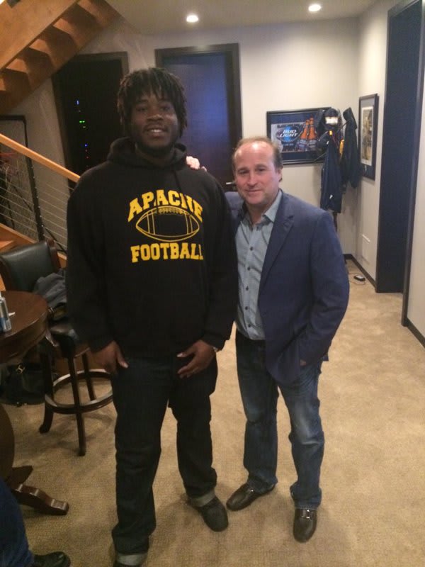 Smith flipped to West Virginia during his weekend official visit. 